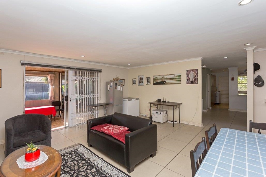 5 Bedroom Property for Sale in West Beach Western Cape
